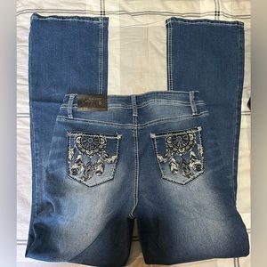 Slim bootcut jeans